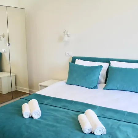 Apartment Drop In *