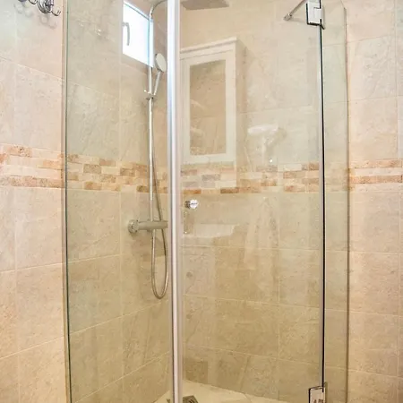 Drop In Διαμέρισμα *