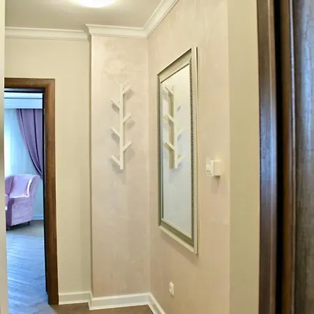 Drop In Apartment *