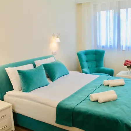 Διαμέρισμα Drop In *